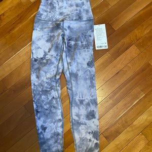 NWT lululemon align diamond dye tights